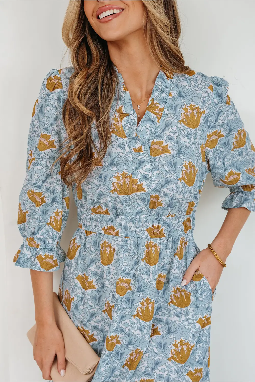 Lightweight Feel Floral Printed V Neck Dress