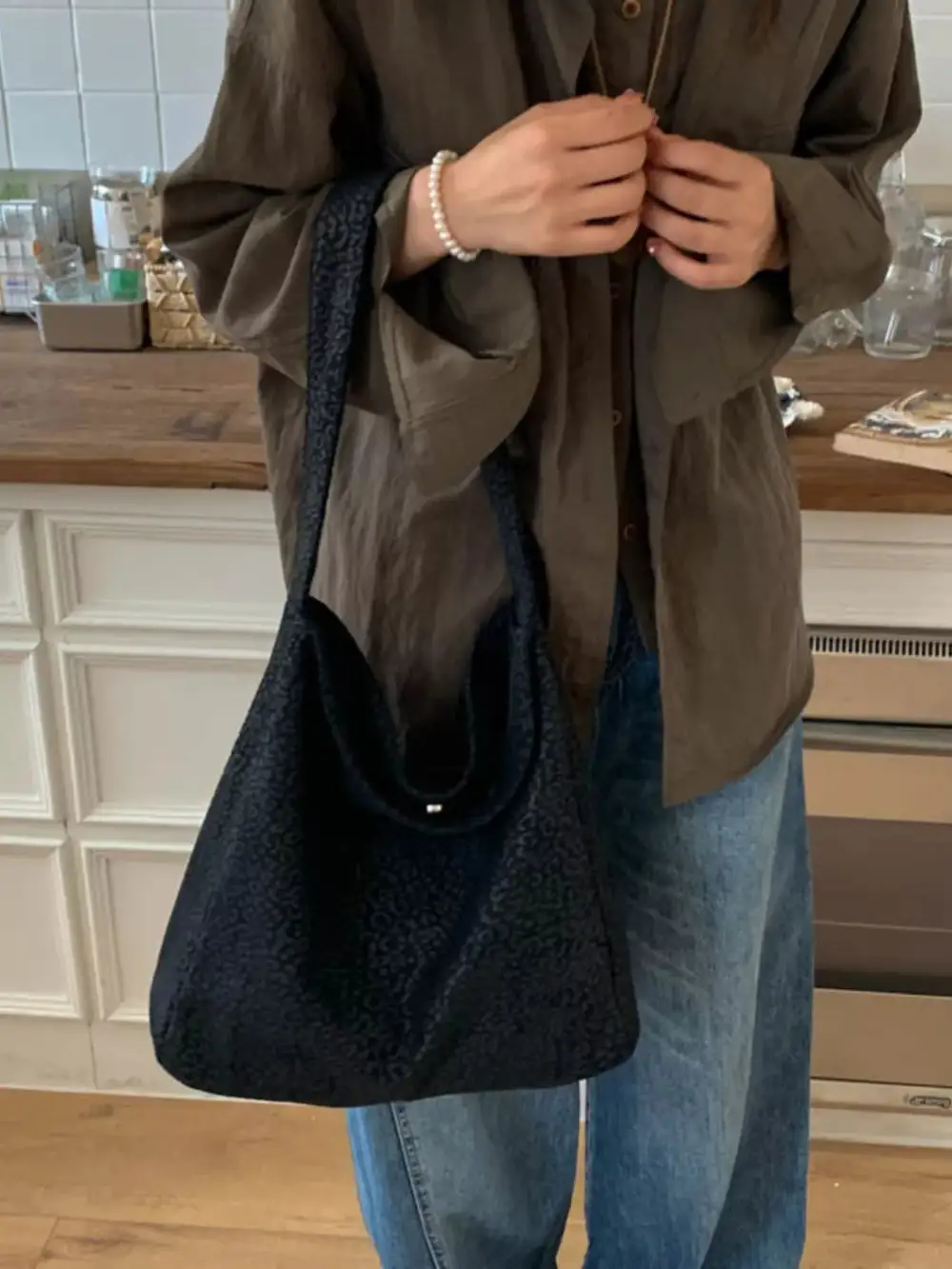 Leopard Pattern Carryall Tote Bag