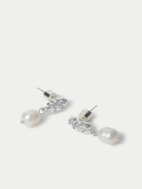Vintage Pearl Drop Earrings