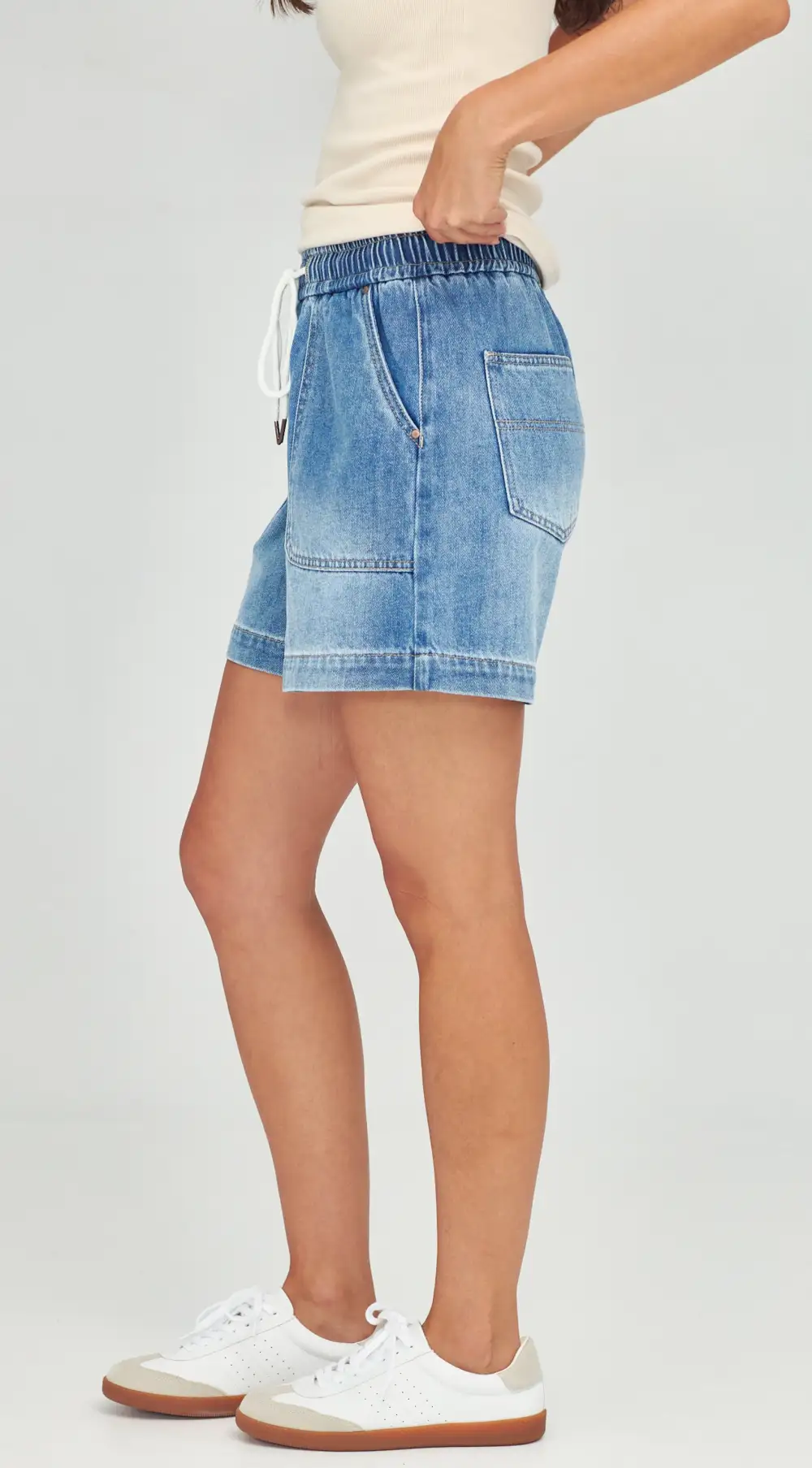 Women's Roomy Elastic-Waist Denim Shorts