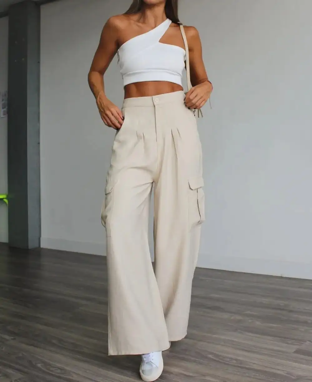 Easy Fit Cargo Wide Leg Pants