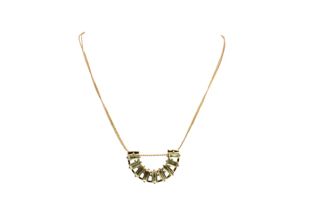 Minimalistic Tone Chain Semi Circle Crystal Necklace