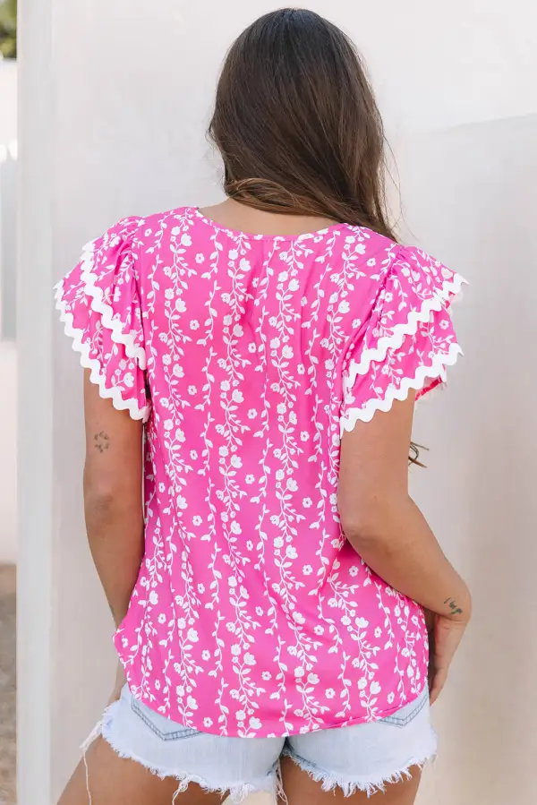 Everyday Floral Ruffled V-Neck Blouse