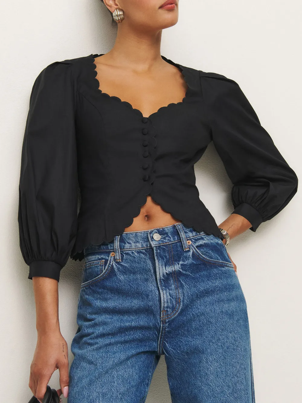 Scalloped Edge Puff Sleeve Crop Top