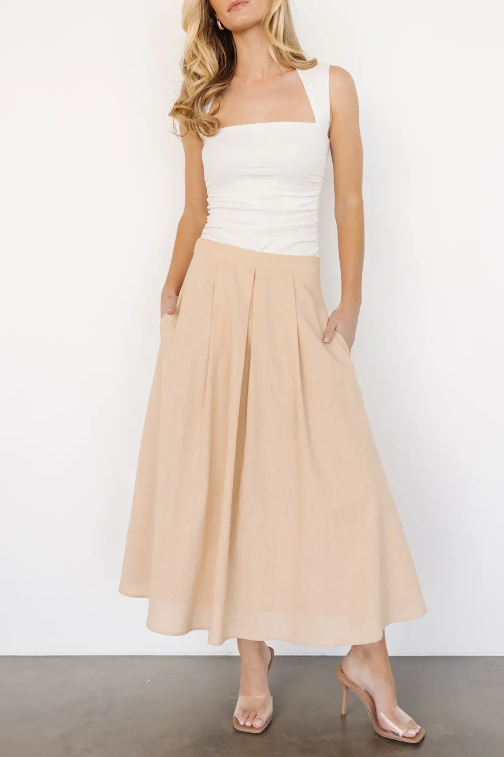 High-Waisted Versatile Slimming Skirt