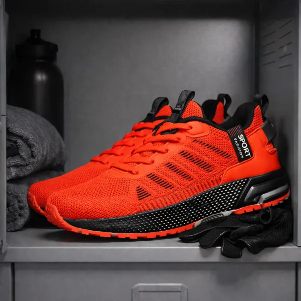 Low Top Fitness Sneakers