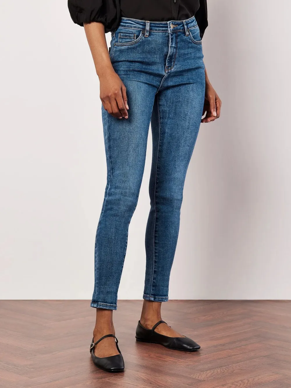 High Waist Skinny Jeans