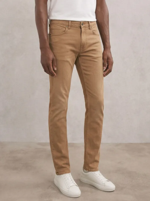 Men's Classic Comfort Slim Fit Stretch Denim Jeans