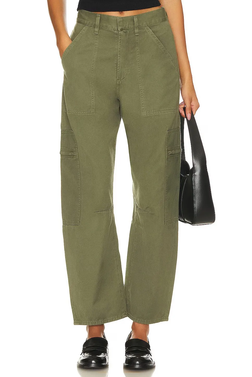 Low Slung Cargo