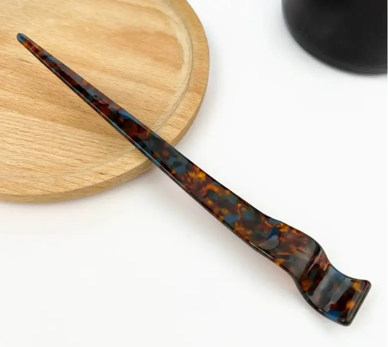 Wavy Hair Pin