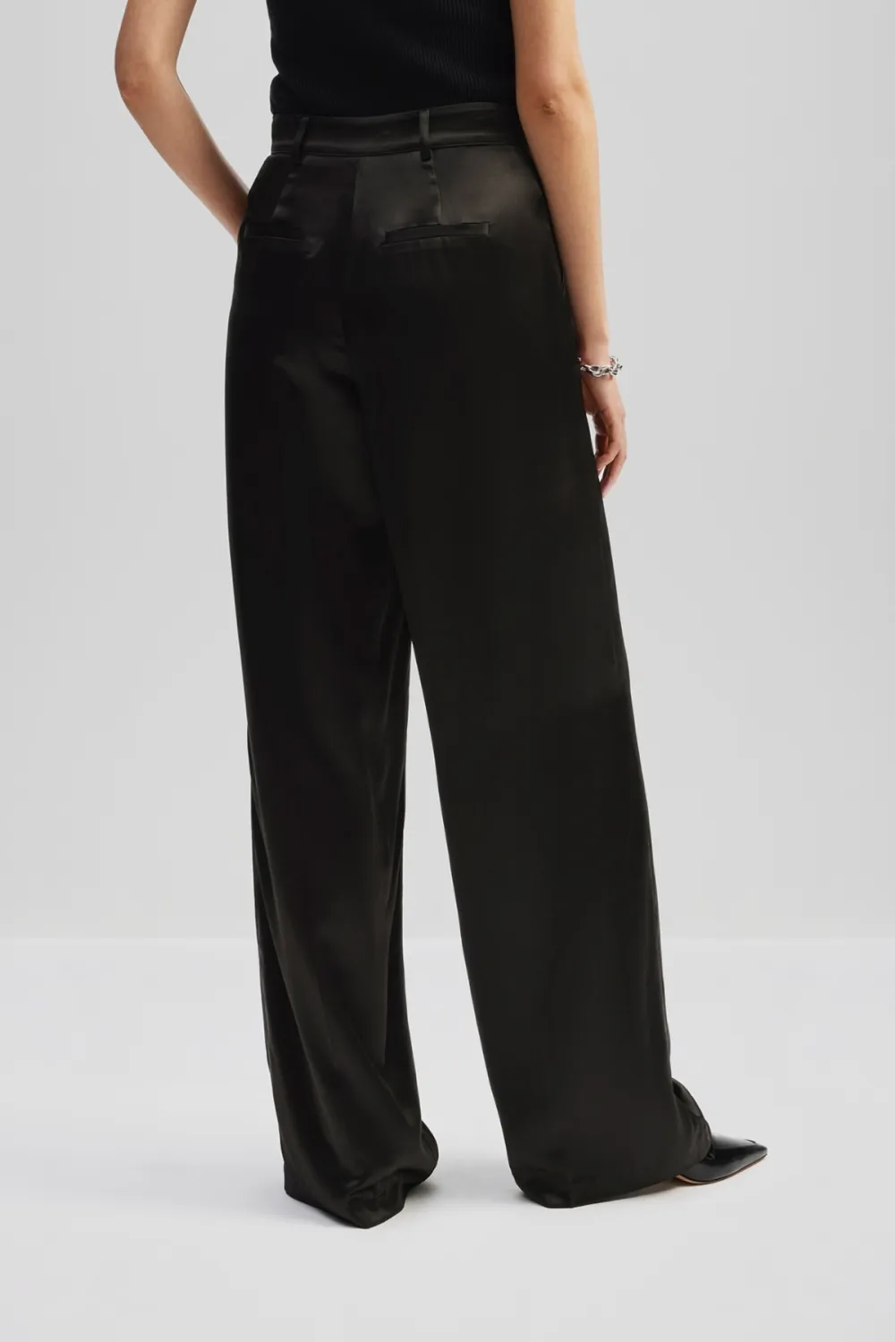Wide Leg Crepe Trousers