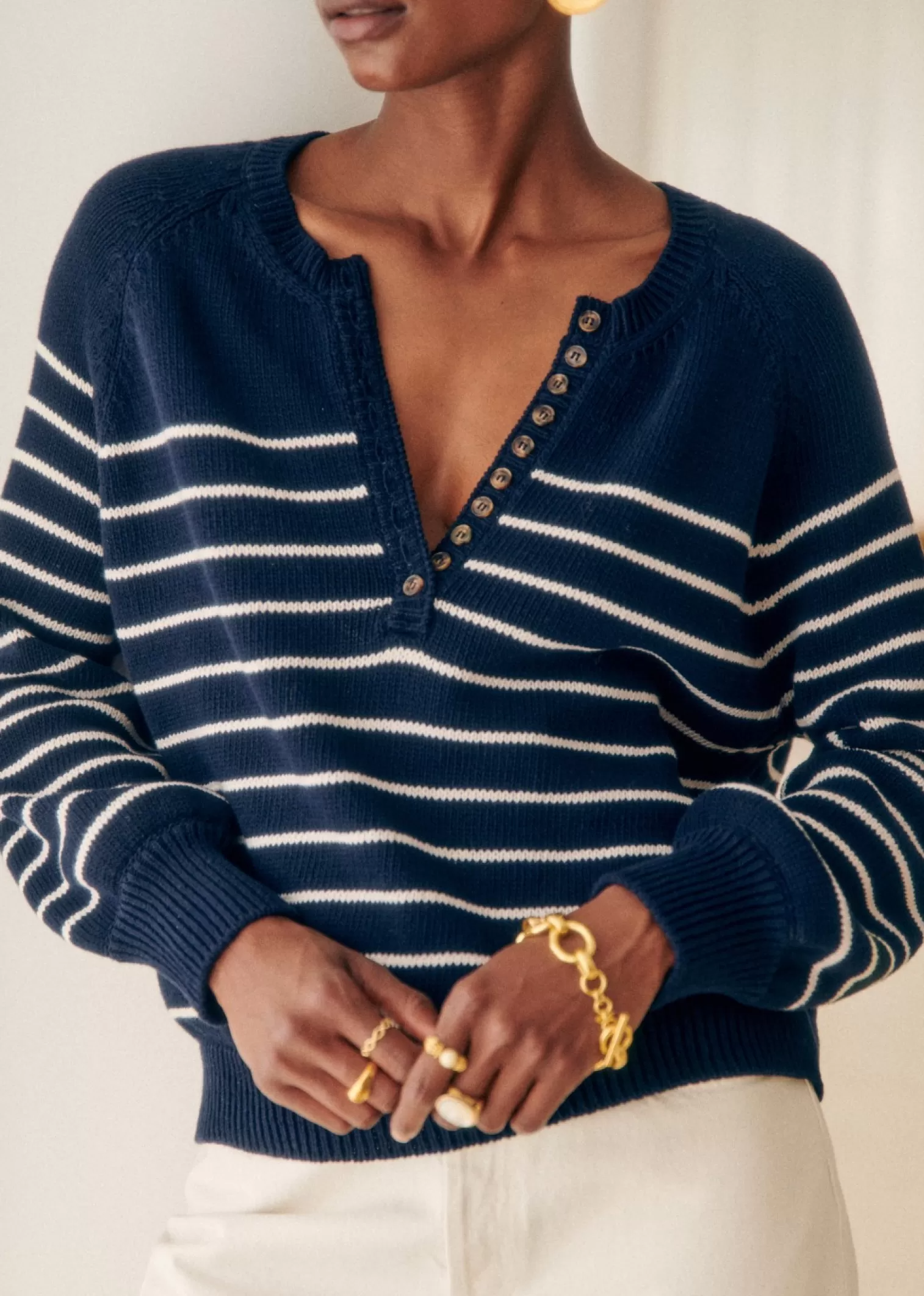 V-Neck Long Sleeve Knitwear
