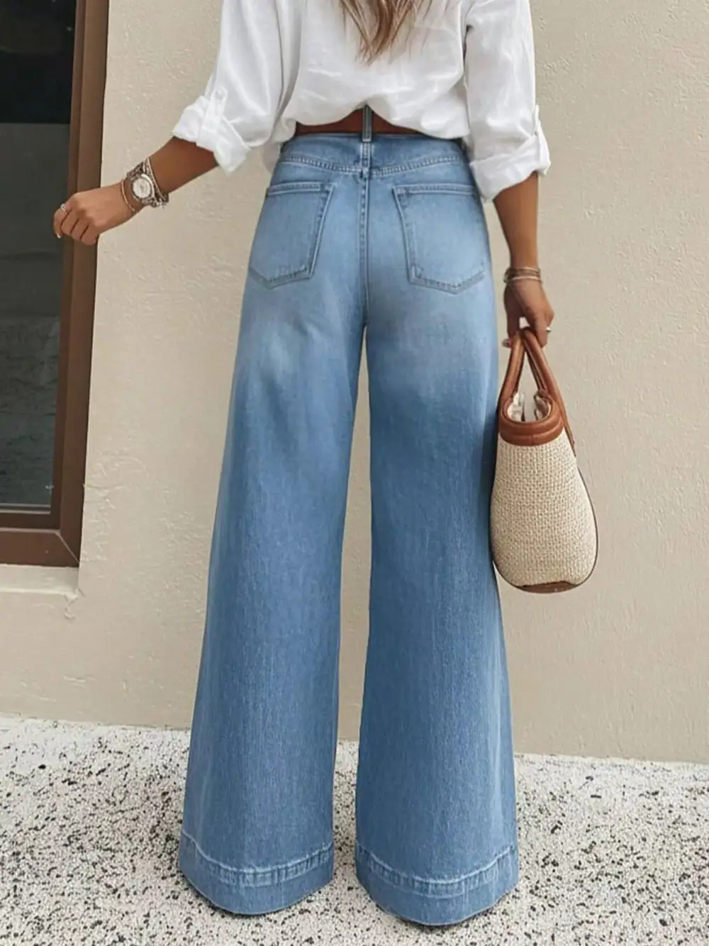 Refined High-Waisted Wide Leg Jeans