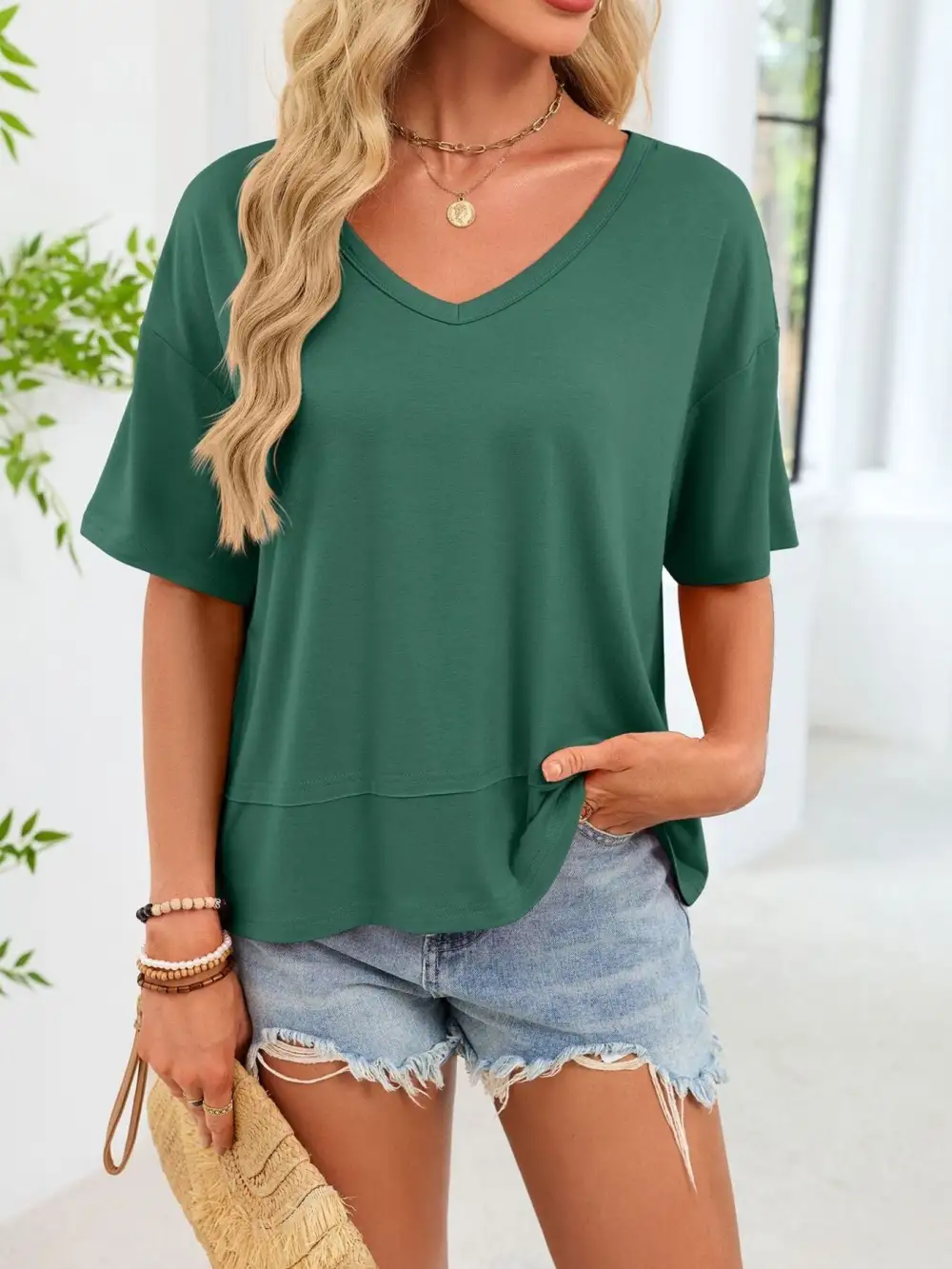 Easygoing V-neck Relaxed Fit T-shirt