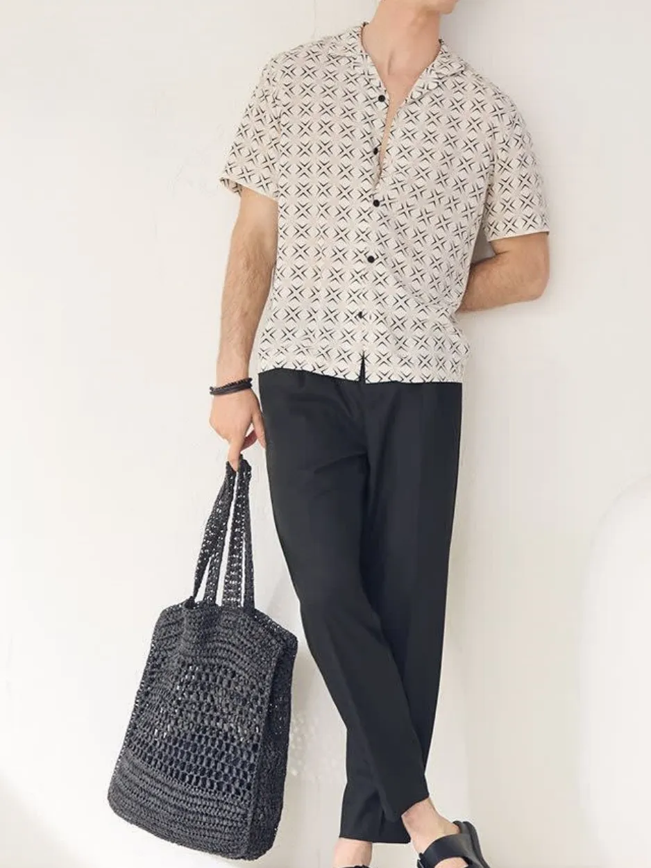 Black And White Geometric Patterned Short Sleeve Shirt