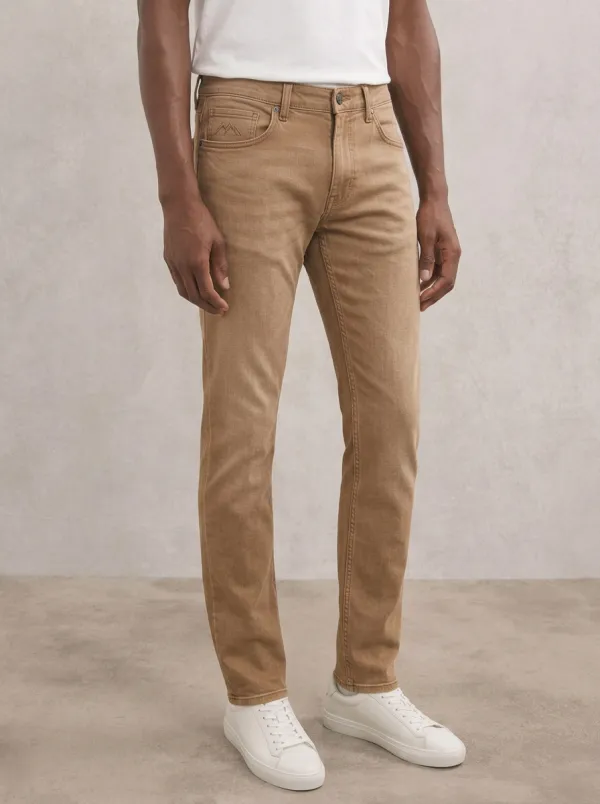 Men's Modern Flexible Mountain Logo Embroidered Stretch Denim Jeans