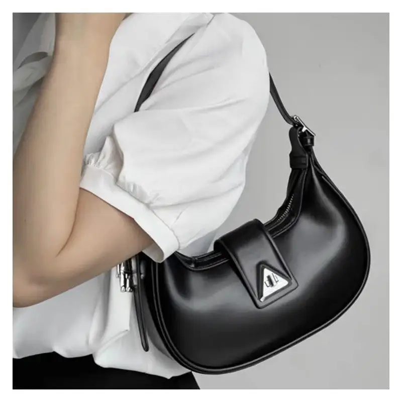 Casual Versatile Shoulder Handbag