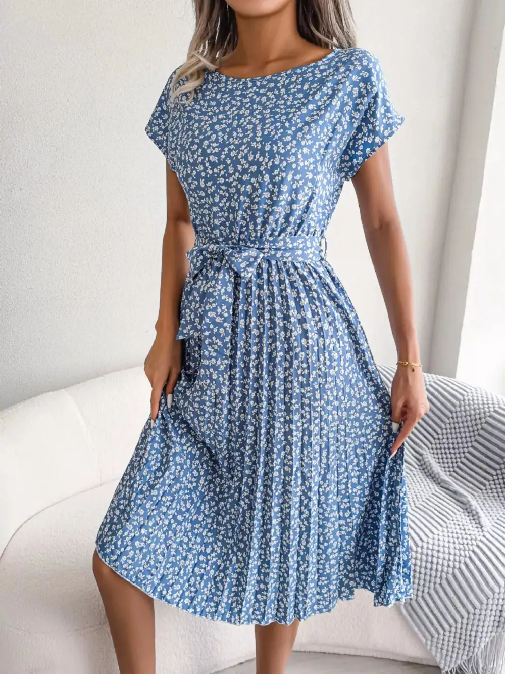 Floral Printed Pleated Midi Dress