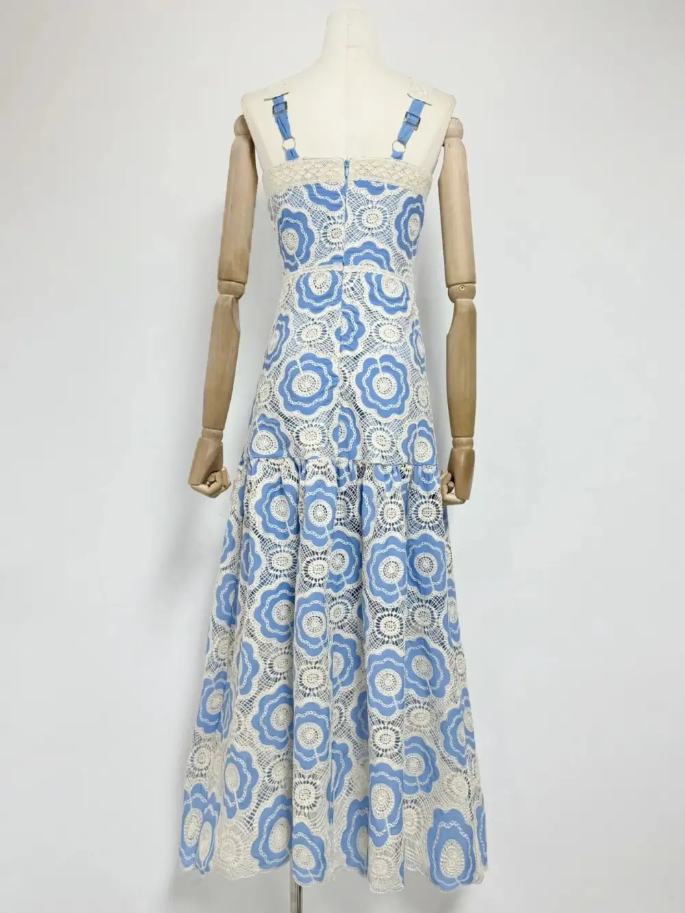 Lace Tiered Sleeveless Midi Dress