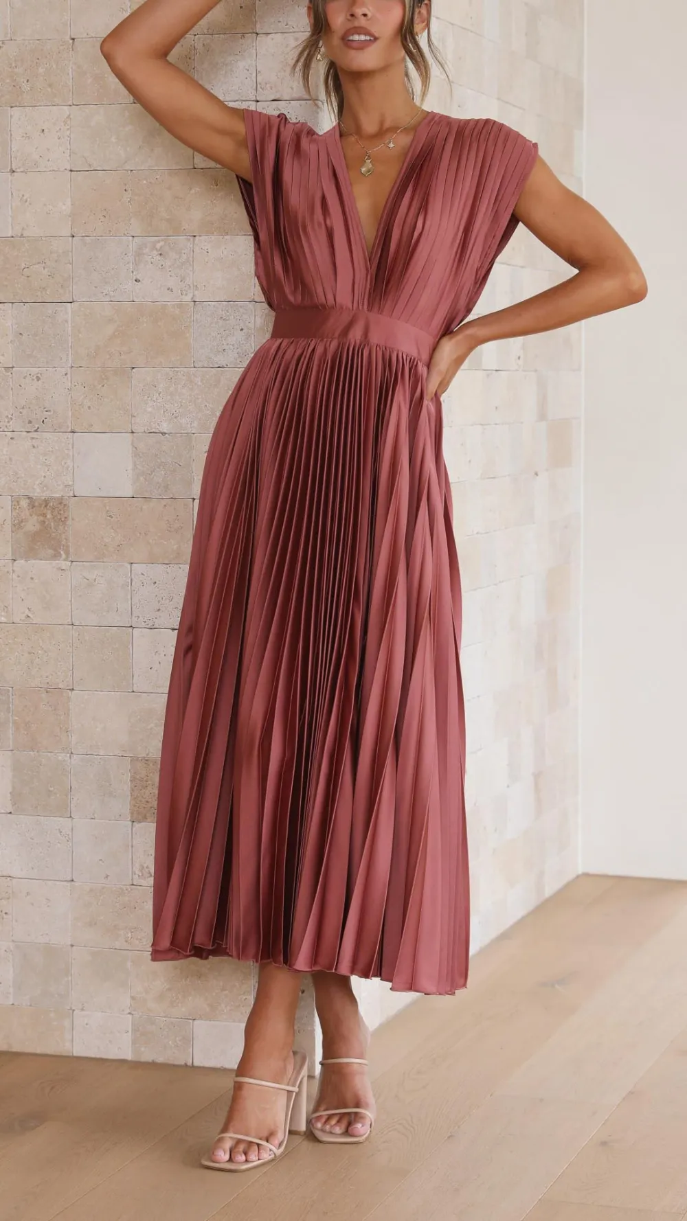 Refined Refined Women's Pleated Midi Dress