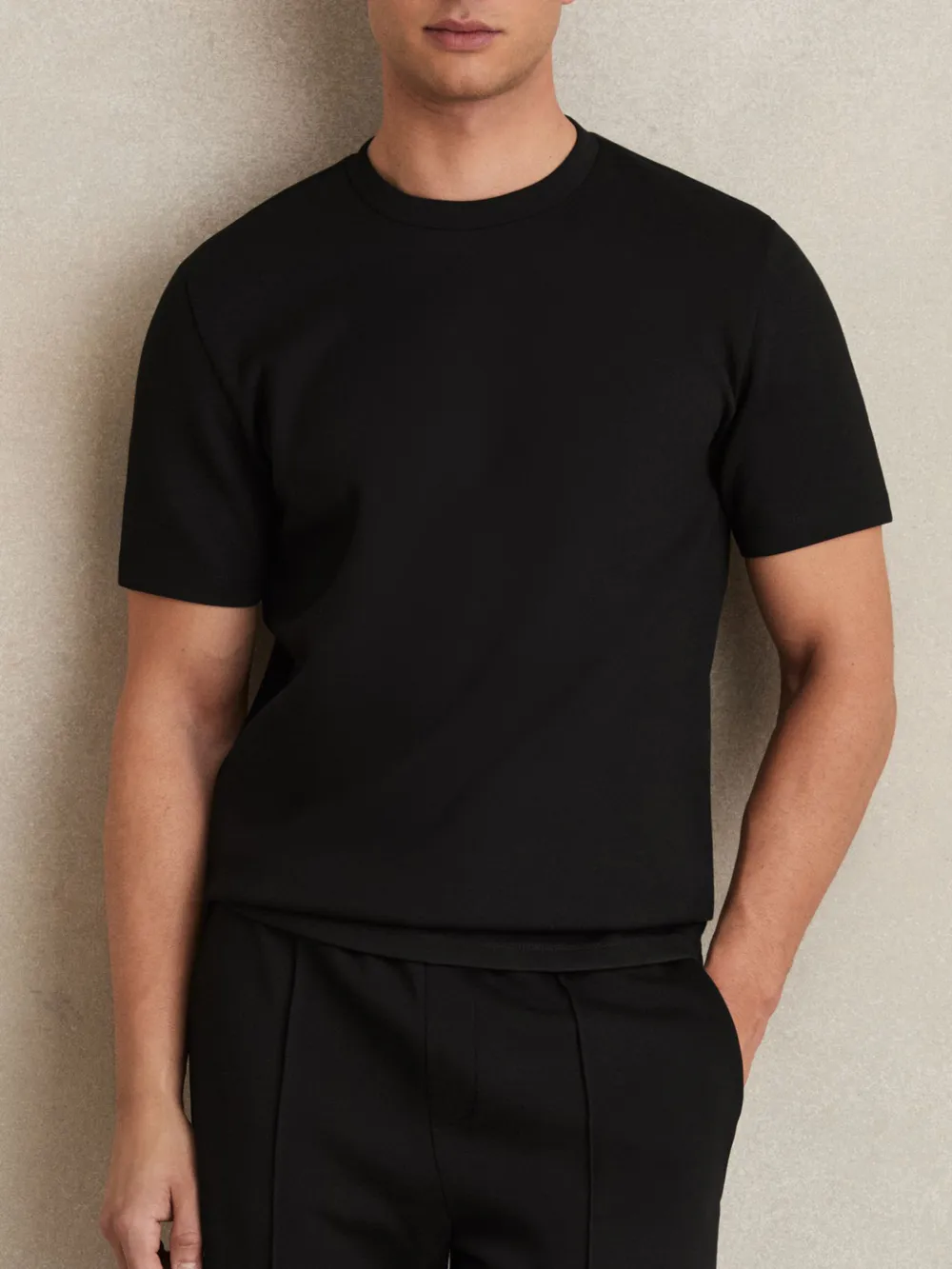 Anti-Wrinkle And Non-Deformation Men's Short-Sleeved