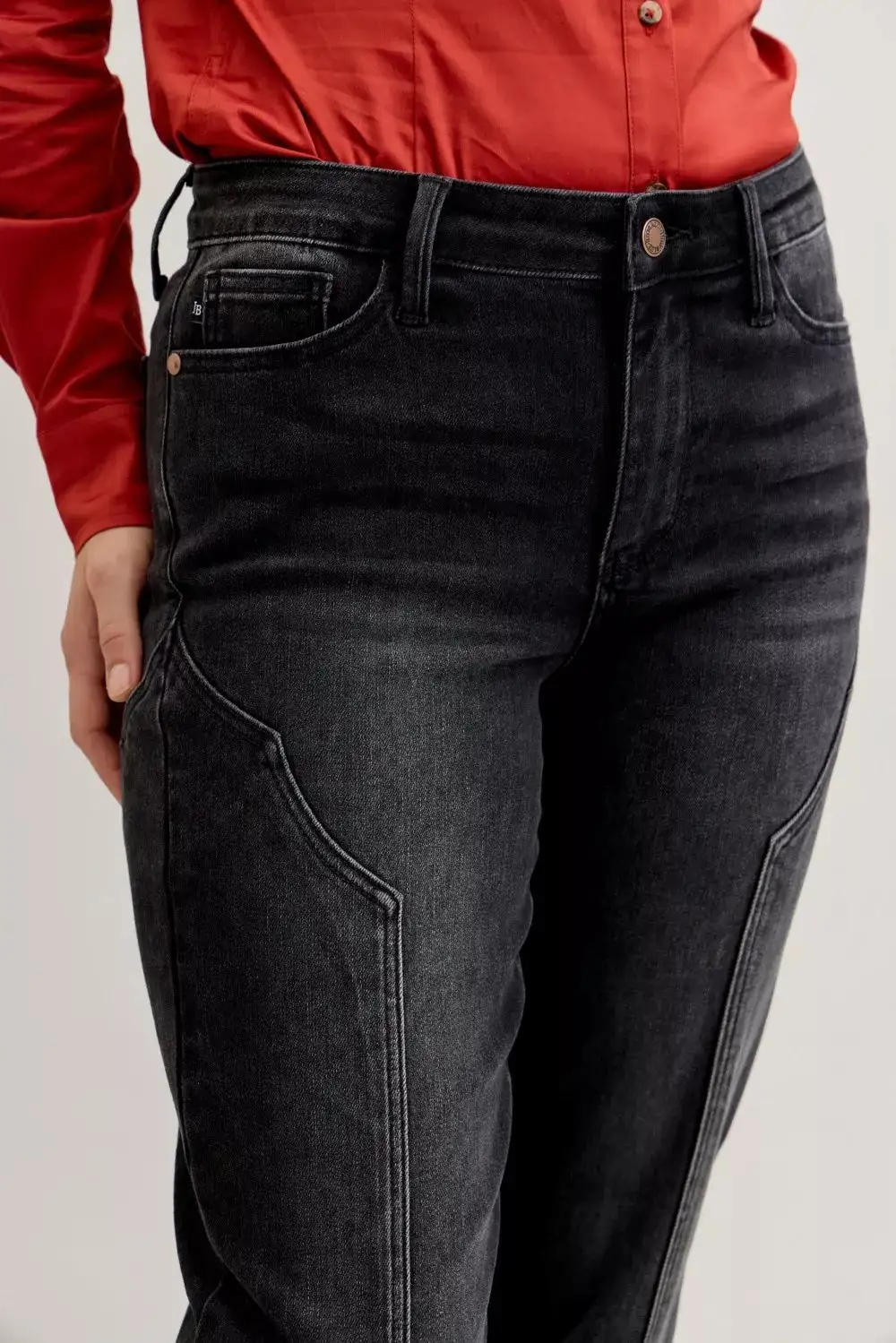Relaxed Mid-Rise Washed Pocketed Stretch Straight Leg Jeans