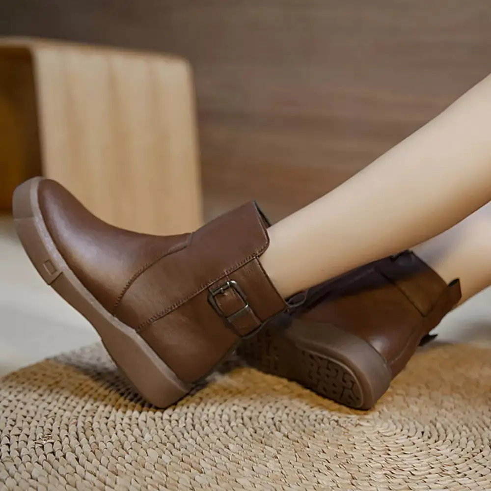Essential Round Toe Platform Boots