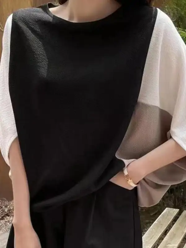Batwing Sleeve Relaxed Contrast Panel Detail Round Neck T-Shirt