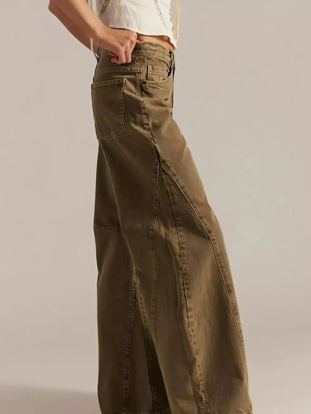 Clean Wide Leg Washed Denim Jeans