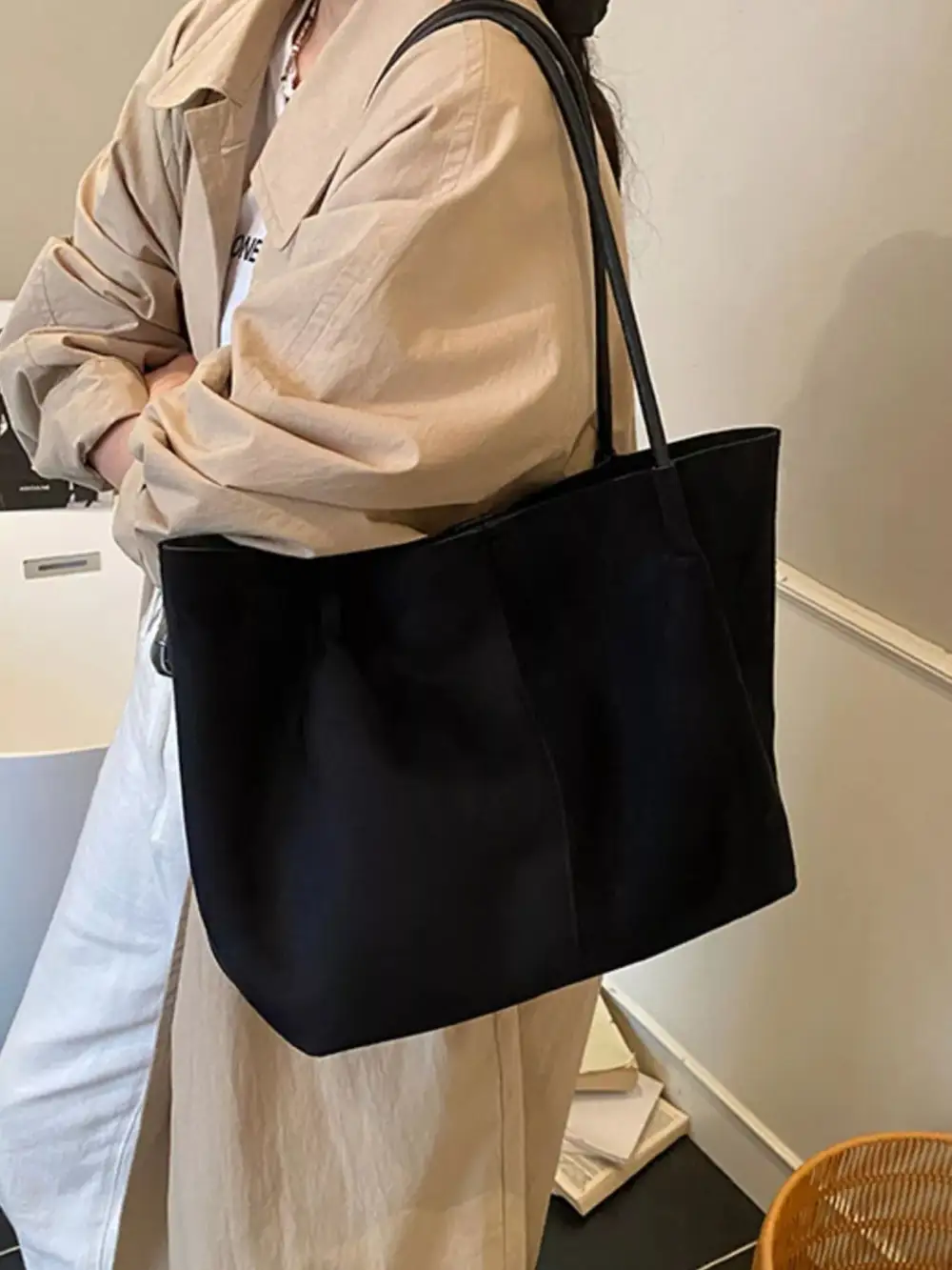 Solid Everyday Tote Bag