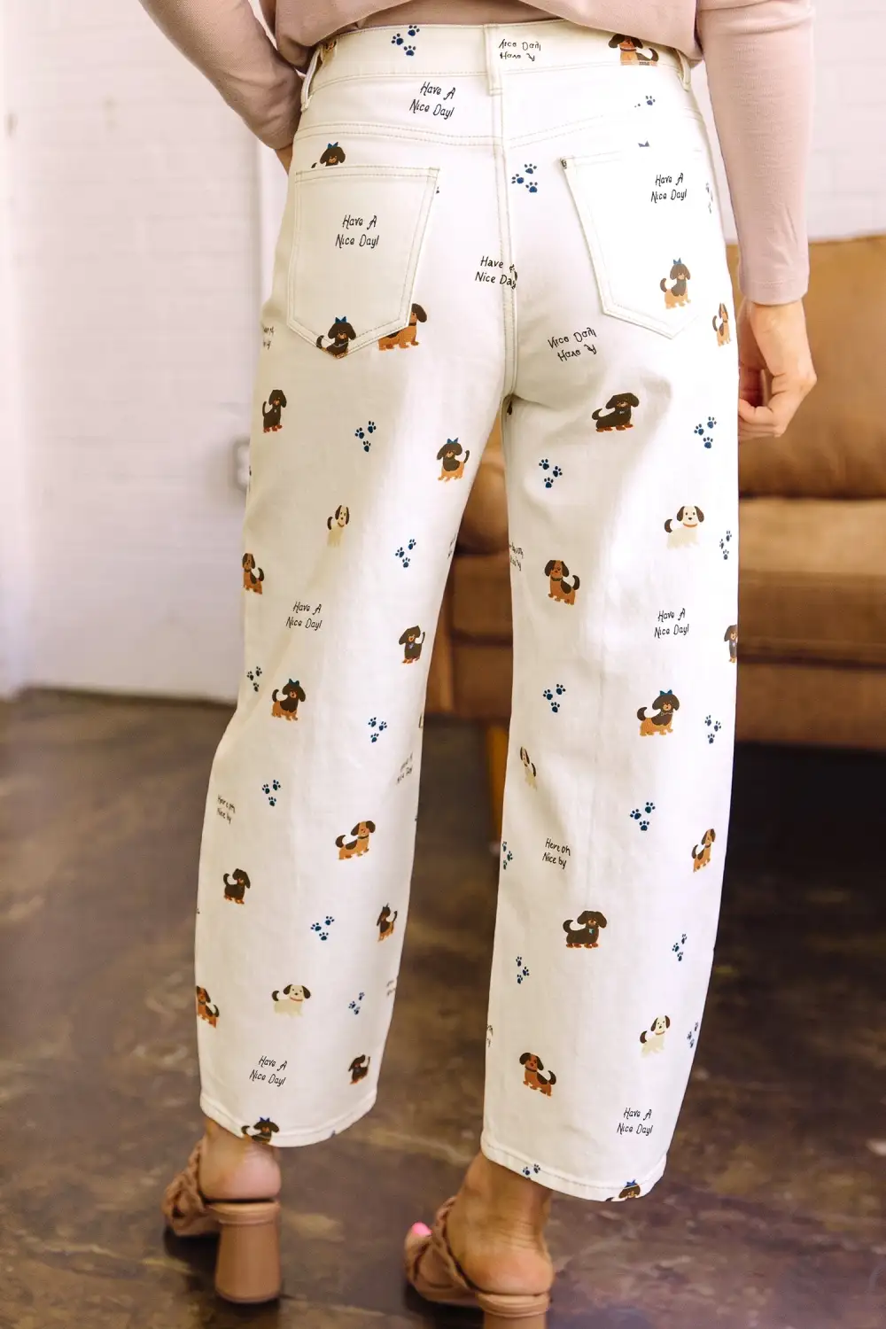 Wide-Leg Relaxed Straight Leg Jeans