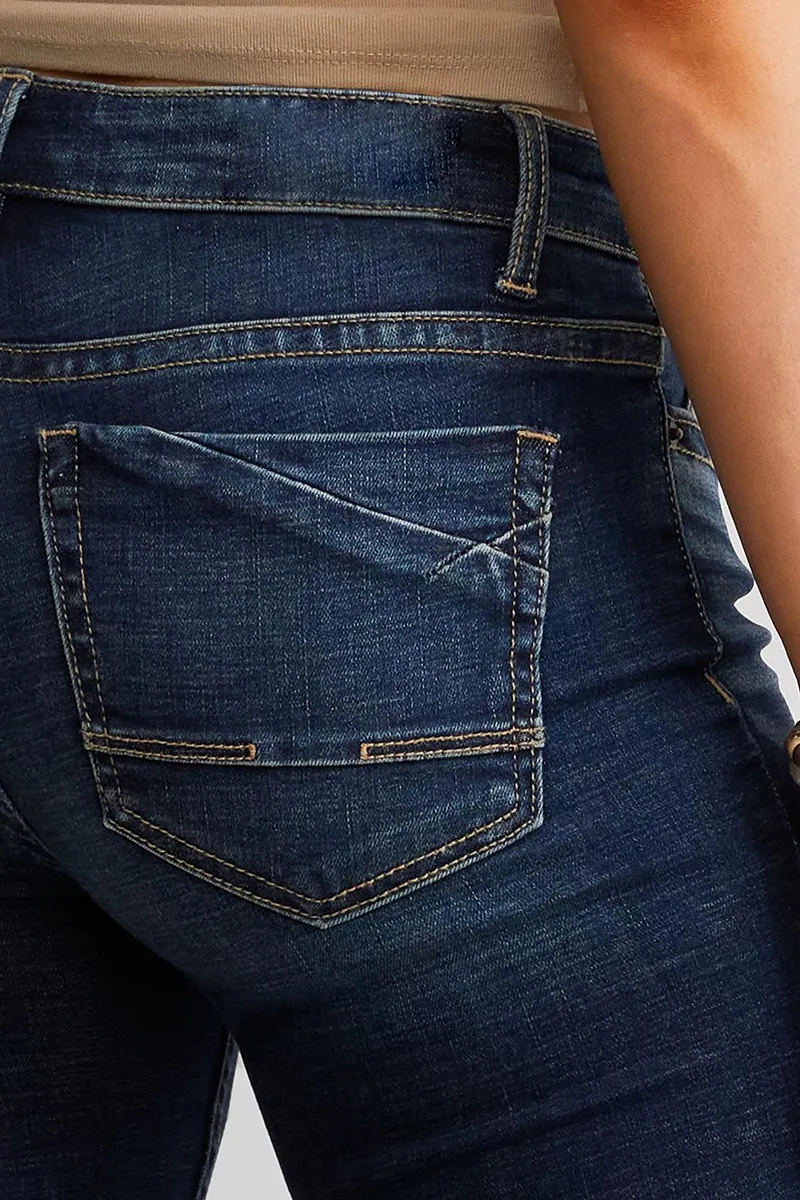 Mid Waist Wash Straight Leg Jeans