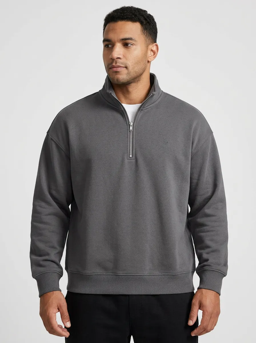 Men's Essential Minimalist Textured Embroidered Emblem Quarter-Zip Sweatshirt