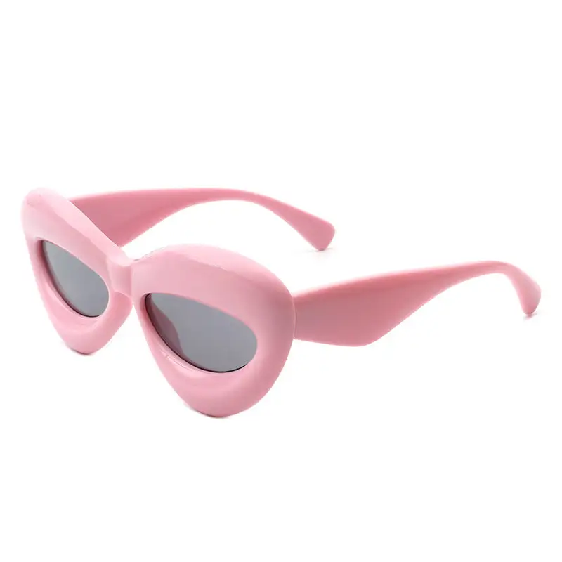 Lightweight Cat Eye Frame Sunglasses