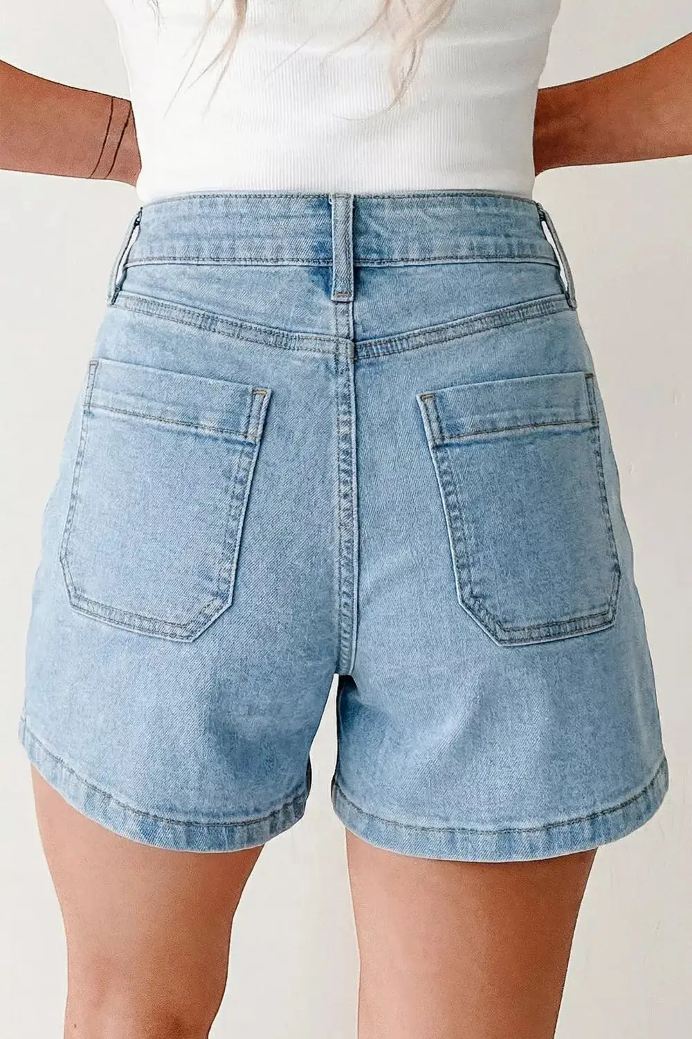 Casual High Rise Pocketed Denim Shorts