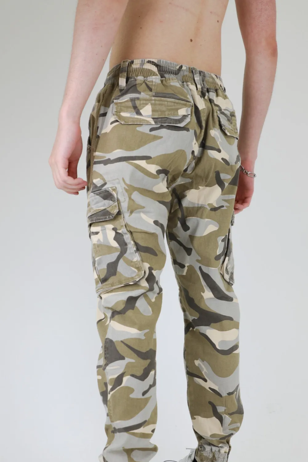 Lightweight Cargo Pants