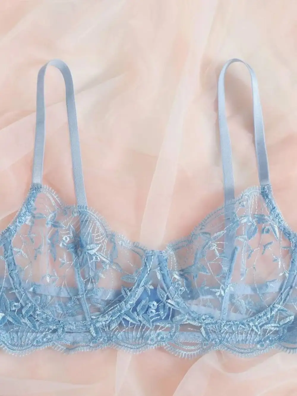 Refined Embroidered Lace Lingerie Set