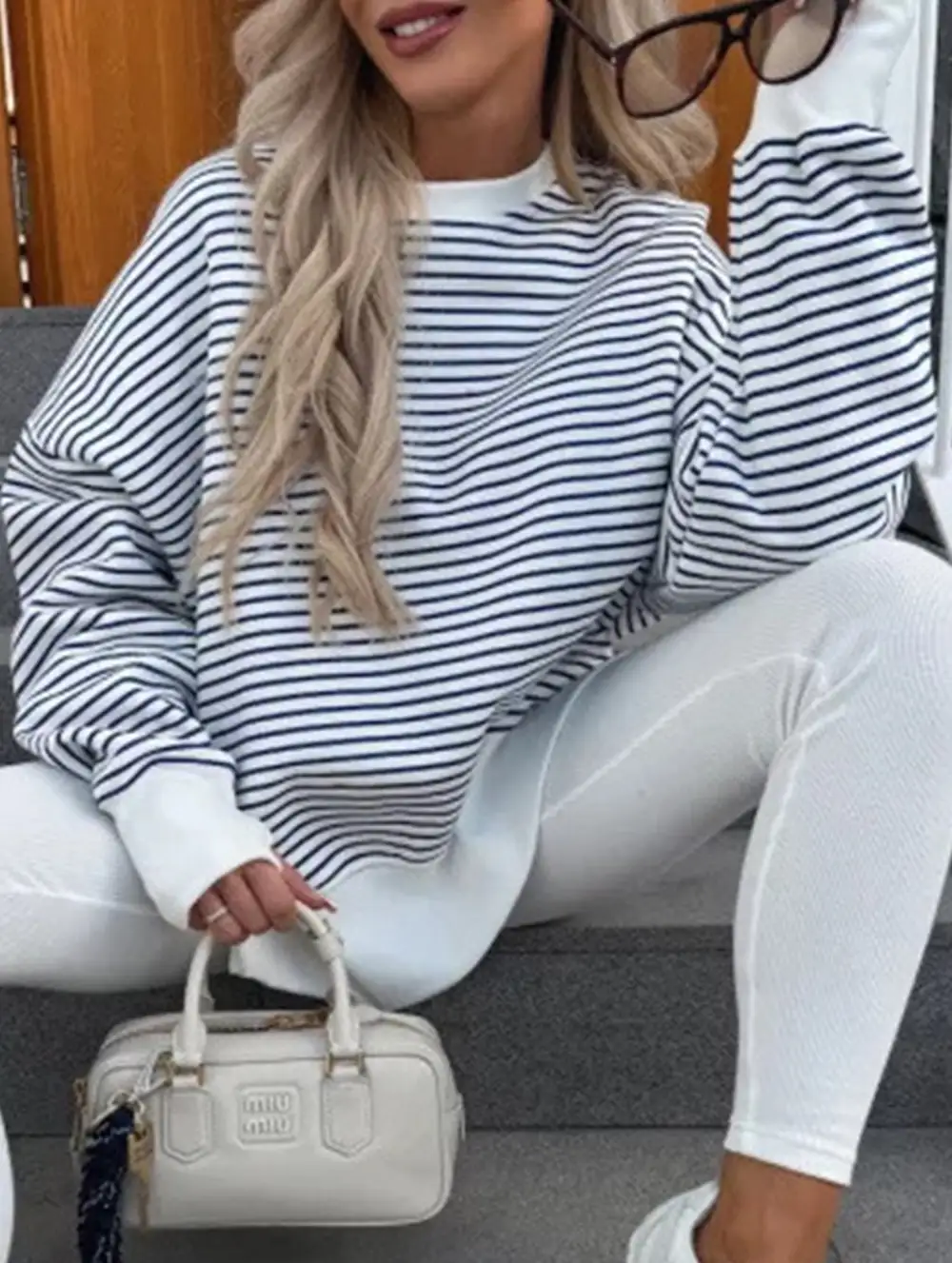 Crew Neck Striped Pullover Sweatshirt