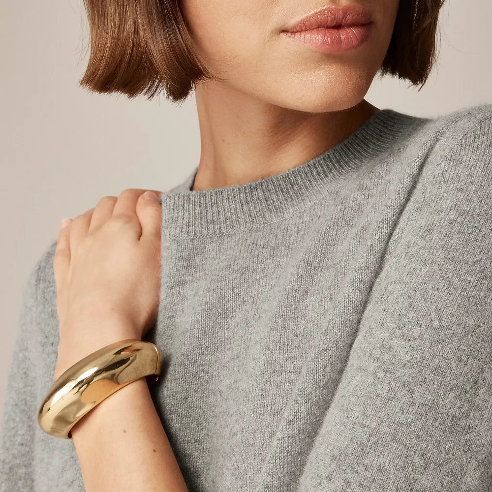 Simple Cashmere Crew Neck Sweater