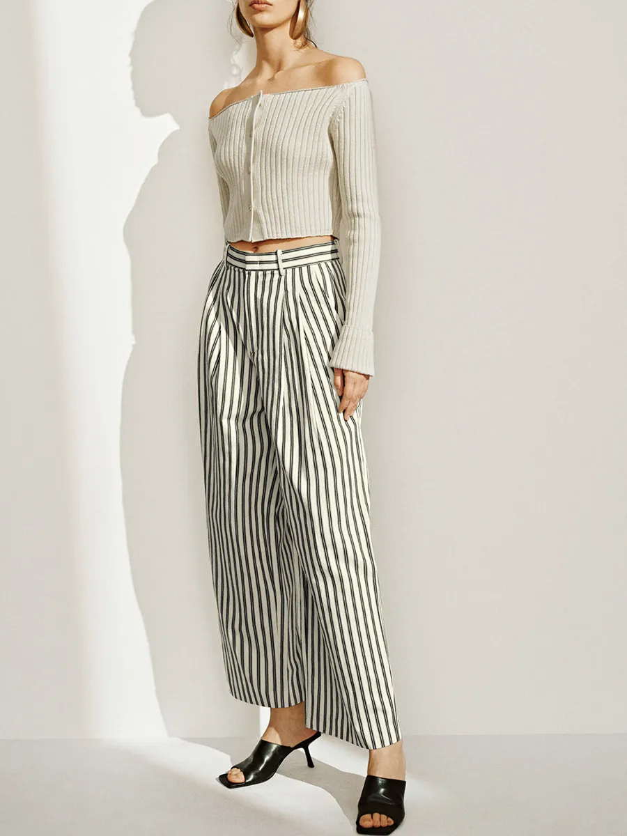 Lady'S Off-The-Shoulder Button-Up And Elegant Knitted Sweater