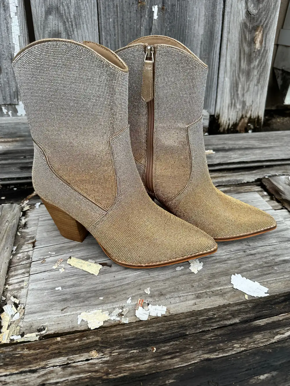 Soft Contoured Boots