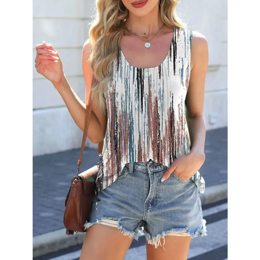 Minimal Scoop Neck Wide Strap Tank