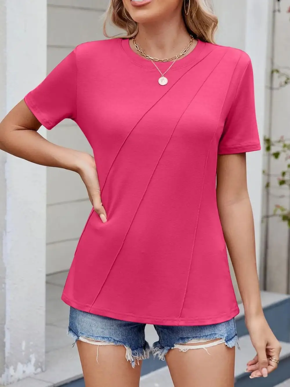 Smooth Round-Neck Short-Sleeve T-Shirt