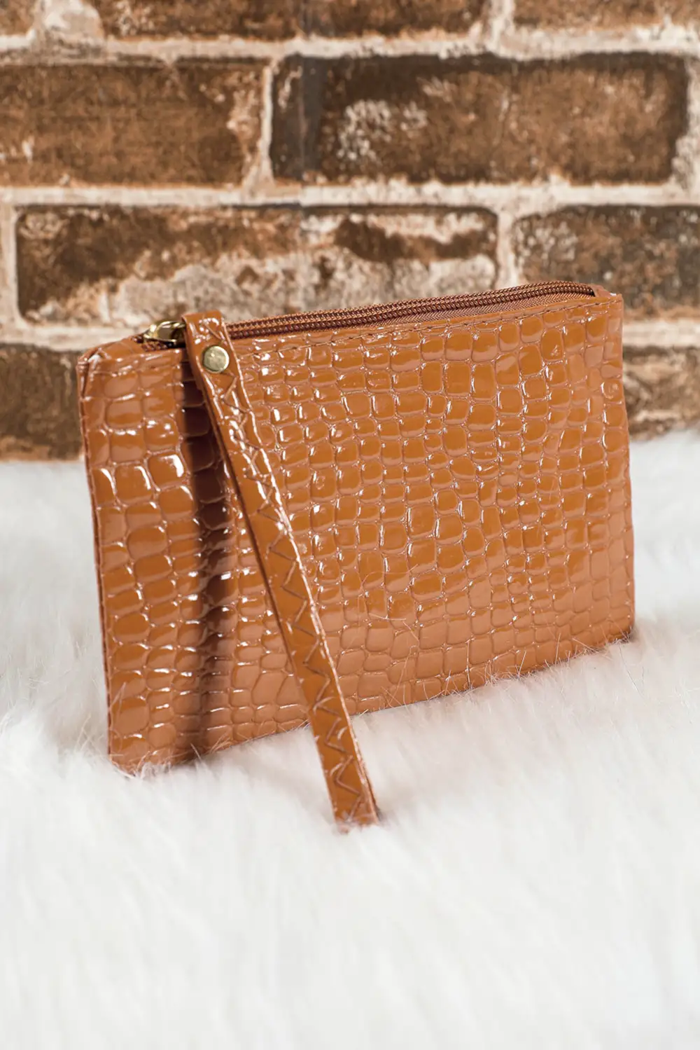 Crocodile Pattern Zipper Wristlet Wallet