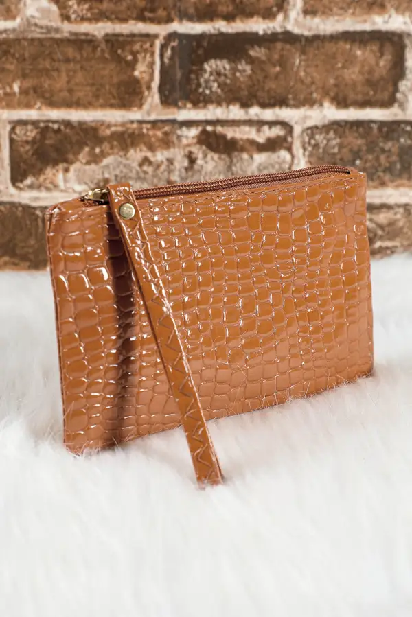 Crocodile Pattern Zipper Wristlet Wallet