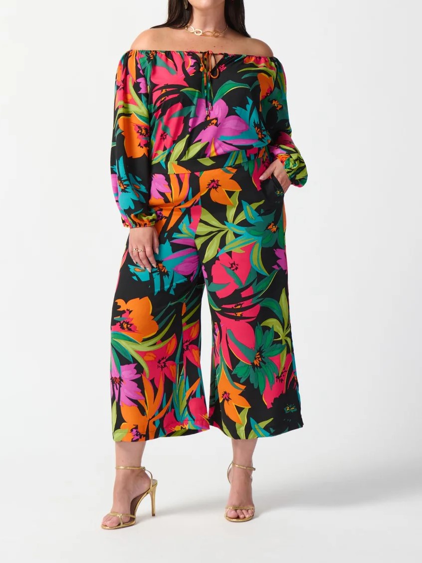 Tropical Print Off - Shoulder Cropped Pants