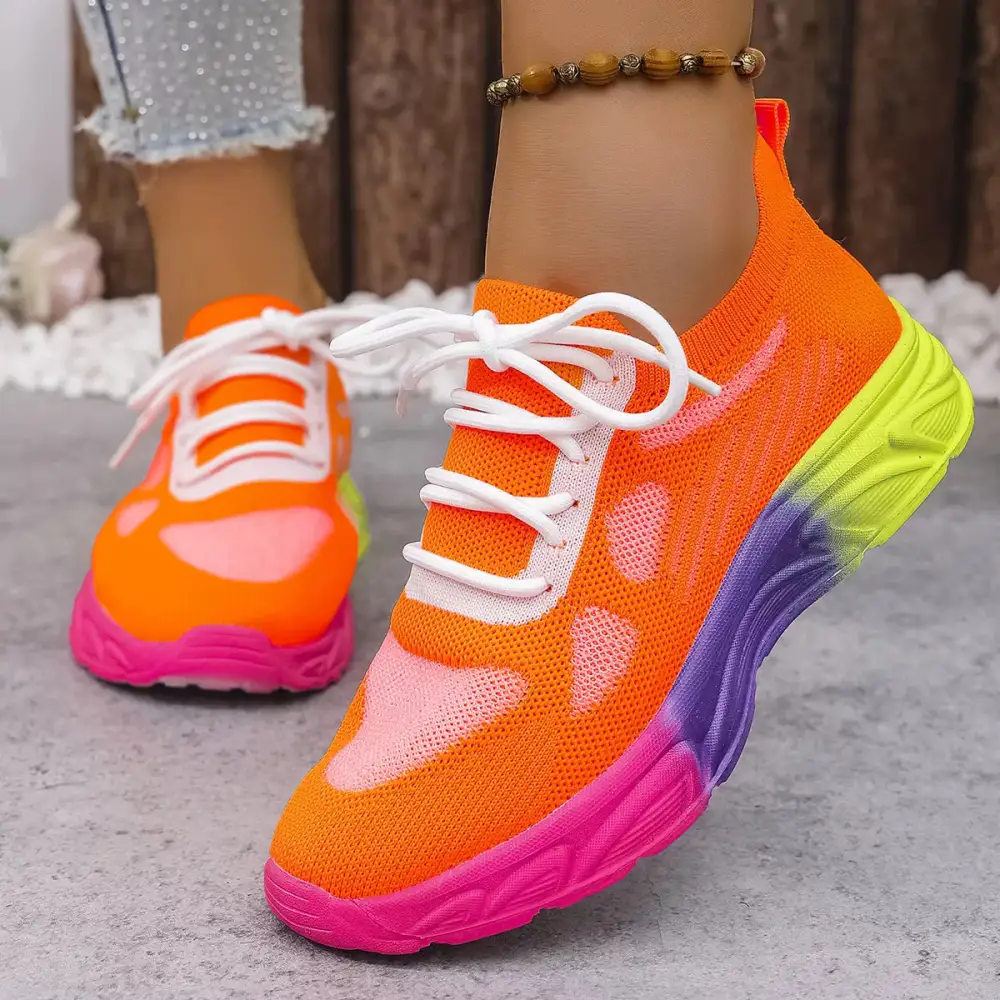 Lace-Up Round Toe Sneakers
