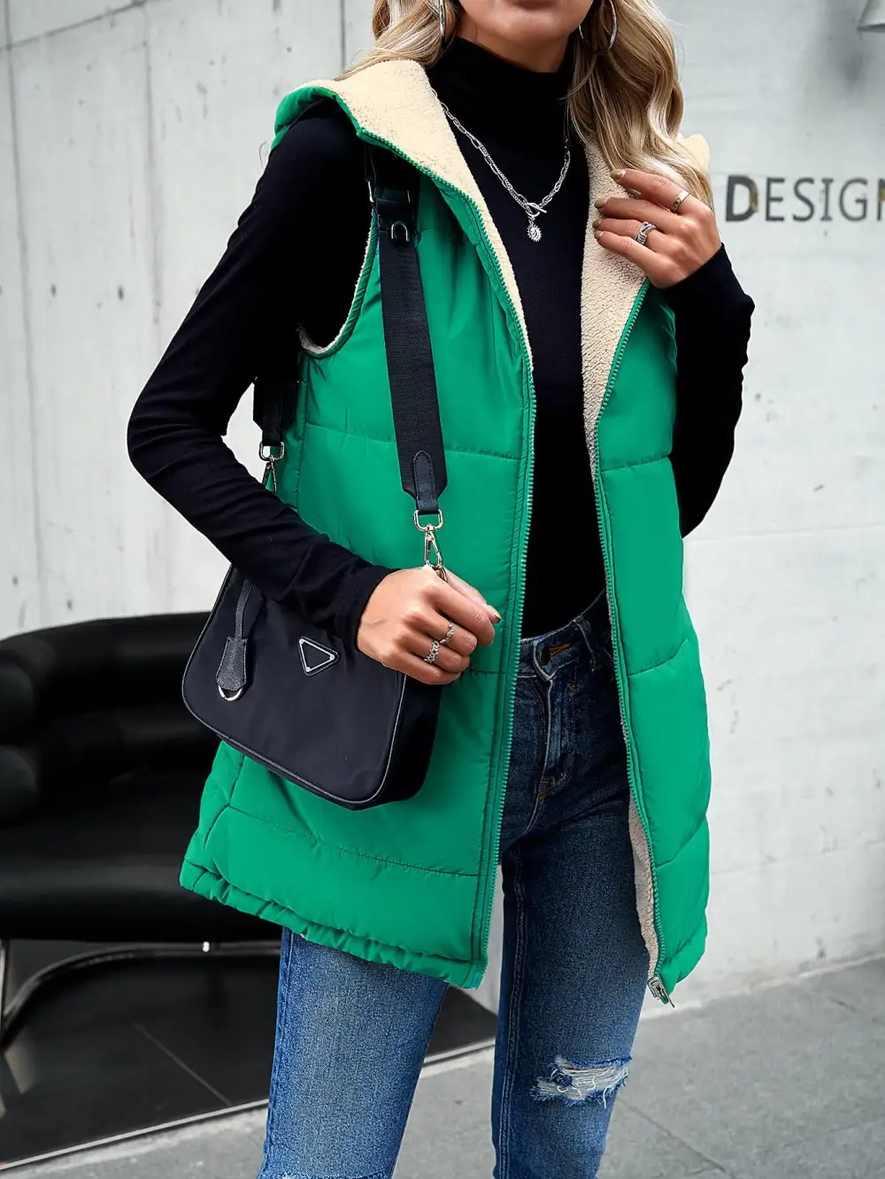 Relaxed Hooded Puffer Vest