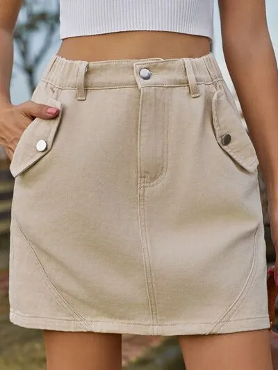 Pocketed Buttoned Mini Denim Skort