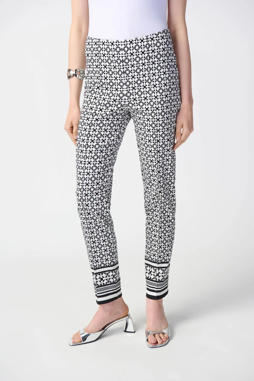 Black and White Geometric Print Leggings